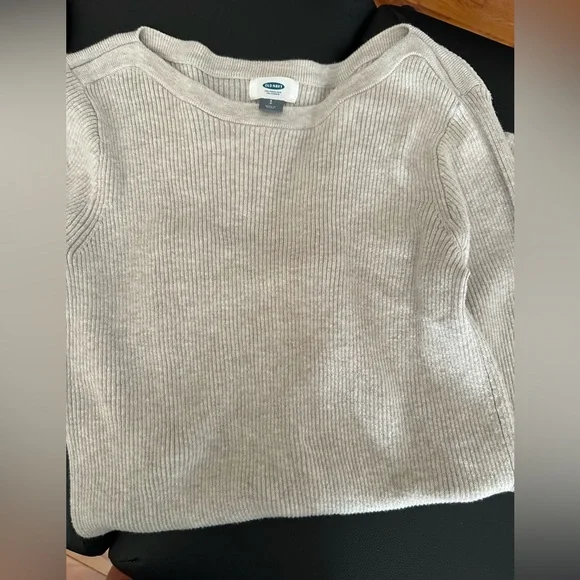 Small lot of sweaters Old Navy and St John’s Bay - Picture 5 of 6